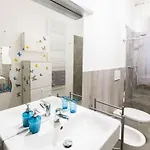 아파트 Your Holidays In Sanremo. 4 Minutes From The