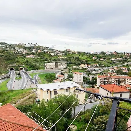 Your Holidays In Sanremo. 4 Minutes From The Apartment Sanremo